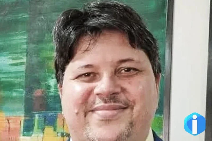 Jornalista brasileiro crítico a Milei é deportado da Argentina