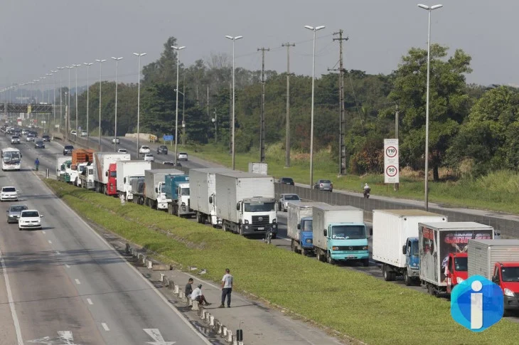 Lei garante frete mínimo no transporte de cargas; saiba o que muda
