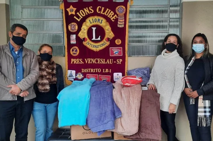 Lions Clube entrega cobertores para Secretaria de Assistência Social de Presidente Venceslau