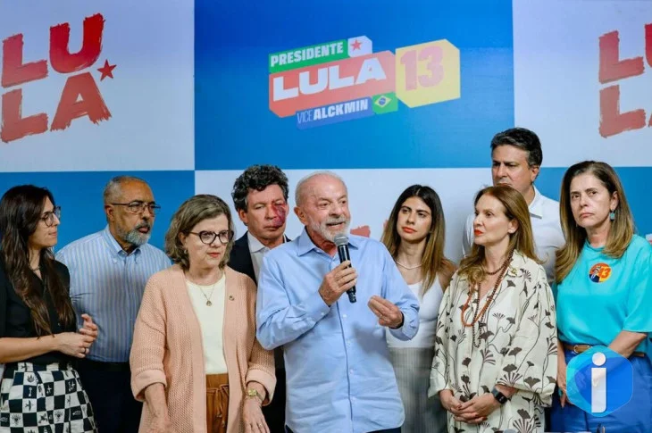 Lula celebra avanço do fim da 6x1 e defende investimento público