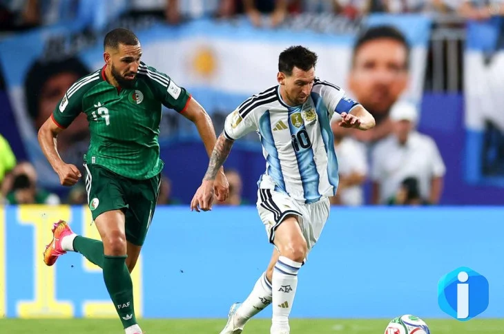Messi vira maior artilheiro das copas e lidera Argentina em estreia
