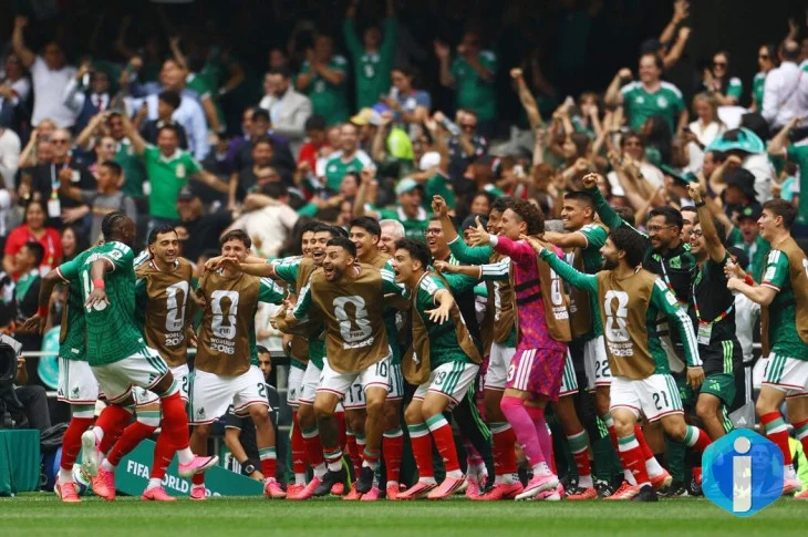 México abre Copa vencendo África do Sul em duelo com três expulsões