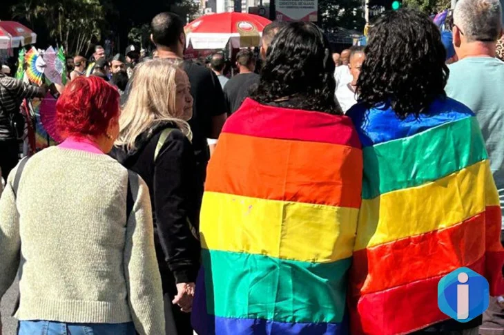 Monitoramento aponta 13 mil ataques a contas de candidaturas LGBT+