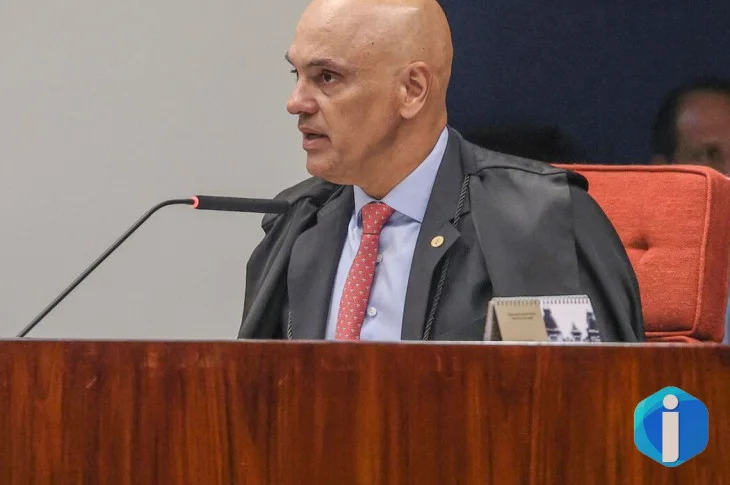 Moraes pede manifestação da PGR após Flávio não depor à PF
