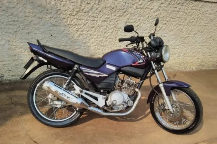 Moto é furtada de garagem de residência na Vila Carmem em Venceslau