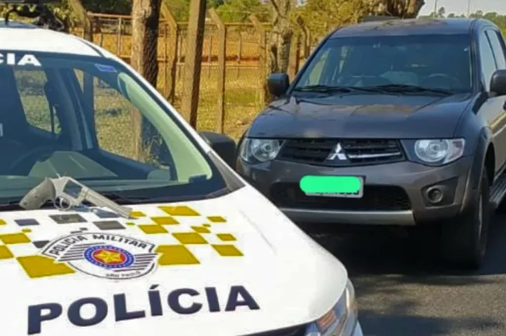 Motorista fica nervoso em abordagem policial e acaba preso por porte ilegal de arma de fogo