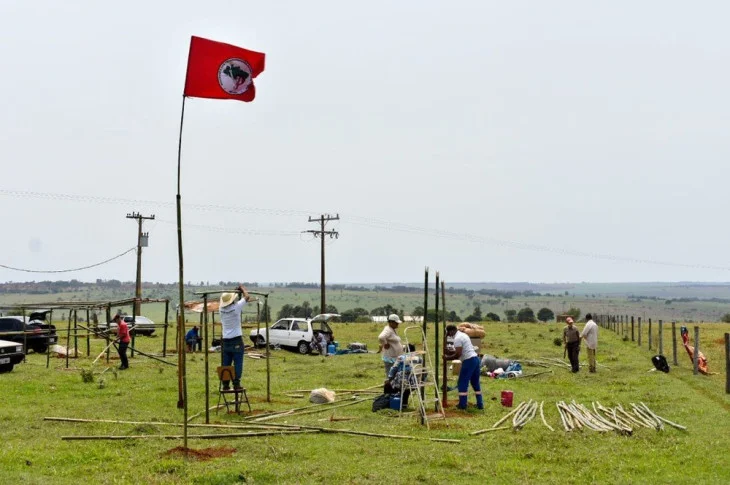 MST ocupa fazenda em Mirante do Paranapanema e pressiona governo do Estado de São Paulo a arrecadar mais terras para assentamentos rurais
