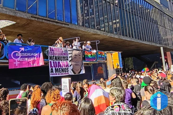 Mulheres lésbicas e bissexuais fazem caminhada em SP contra violência
