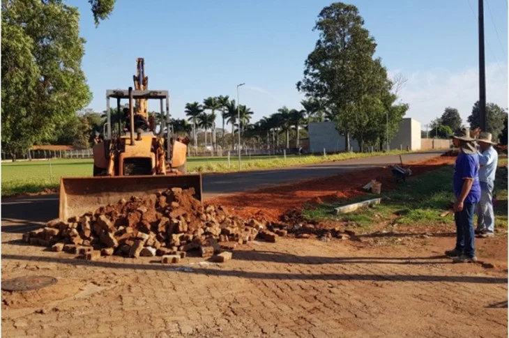 Obras de pista de caminhada e ciclovia no Residencial da Faive são retomadas