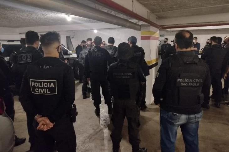 Operação cumpre mandados de prisão em investigação de quadrilha suspeita de roubo de quase R$ 1 milhão em cargas