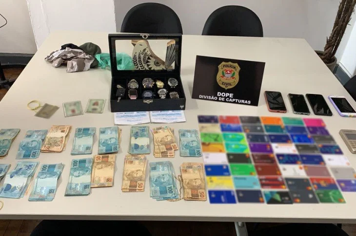 Operação prende quatro suspeitos de integrarem organização criminosa que aplicou golpe de quase R$ 120 mil a moradores  da região