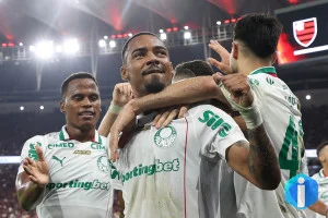 Palmeiras derrota Fla e amplia vantagem na liderança do Brasileiro