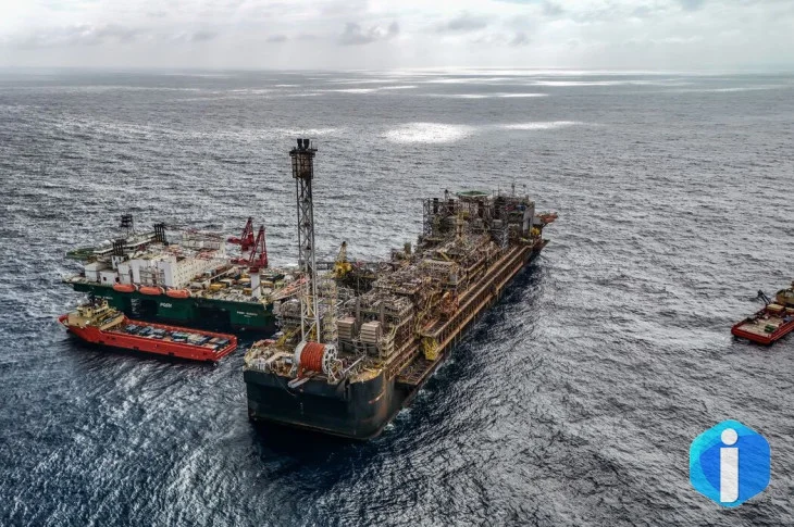Petroleiros pedem Petrobras mais estatal e menor repasse a acionistas