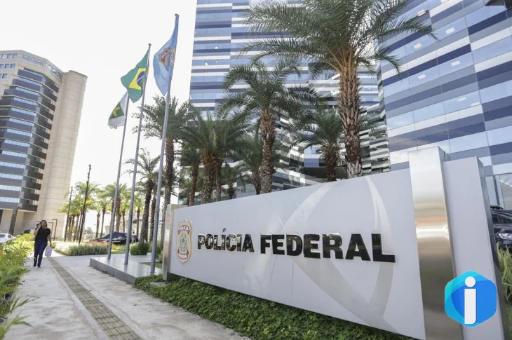 PF está com celular de Vorcaro e afirma poder enviar dados a ministros