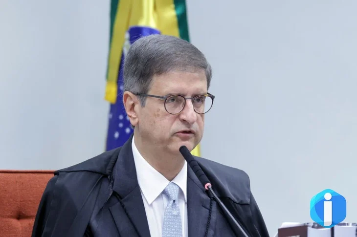 PGR pede anulação de investigação sobre conversas de Moraes e Vorcaro