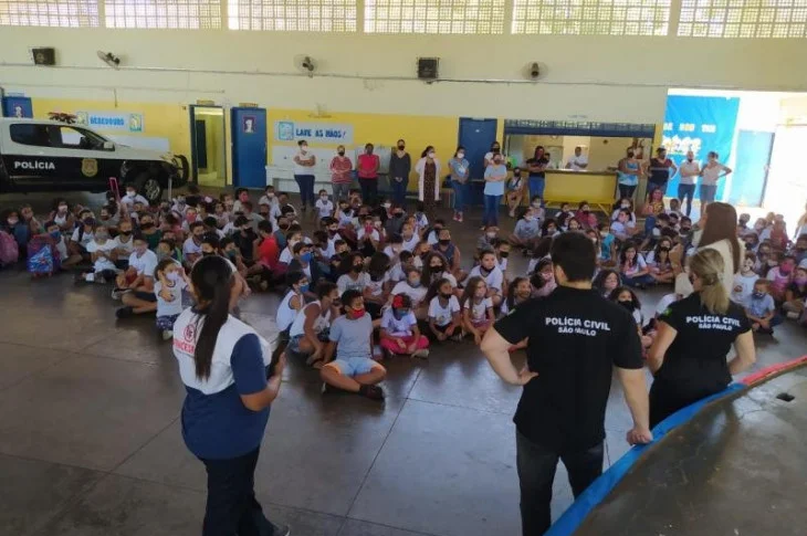 Polícia Civil de Venceslau doa  brinquedos à creches e escolas