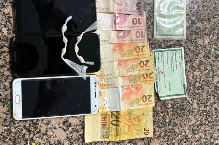 Polícia Militar prende casal por tráfico de drogas em Presidente Venceslau