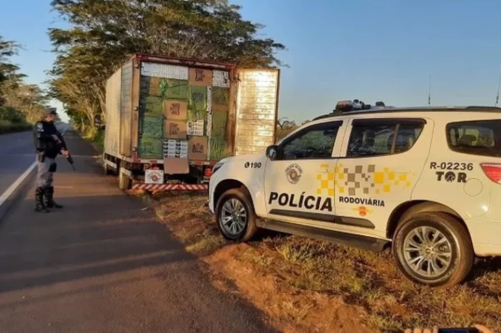 Polícia Rodoviária apreende 4 milhões de cigarros sem documentação fiscal em Presidente Venceslau