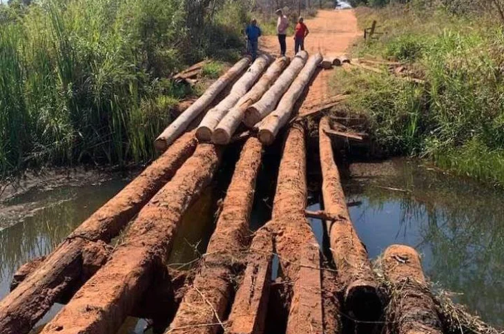 Ponte em estrada rural de Caiuá recebe reforma
