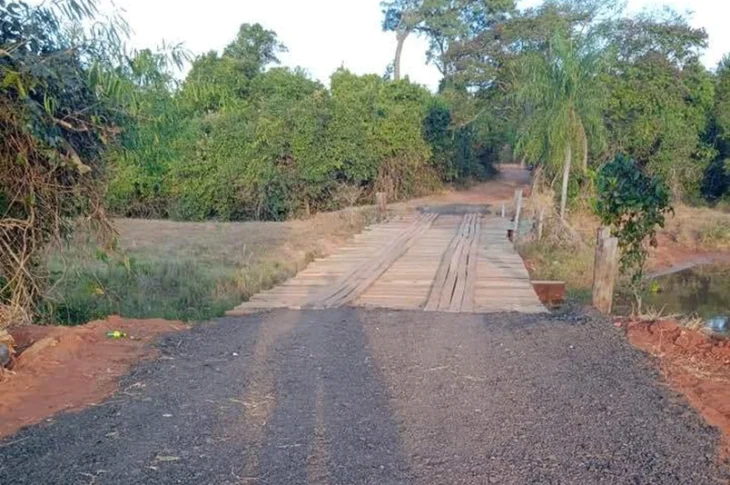 Ponte que liga assentamentos na divisa de Pres. Venceslau e Caiuá passa por reforma