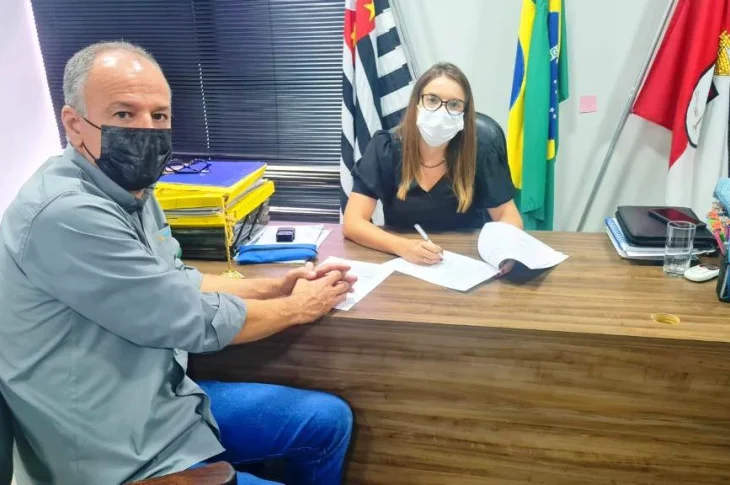 Prefeitura de Presidente Venceslau assina convênio de quase R$ 400 mil com a Energisa