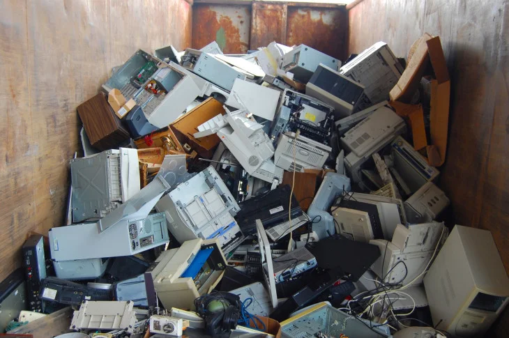Prefeitura recolhe lixo eletrônico nas escolas da rede municipal de ensino