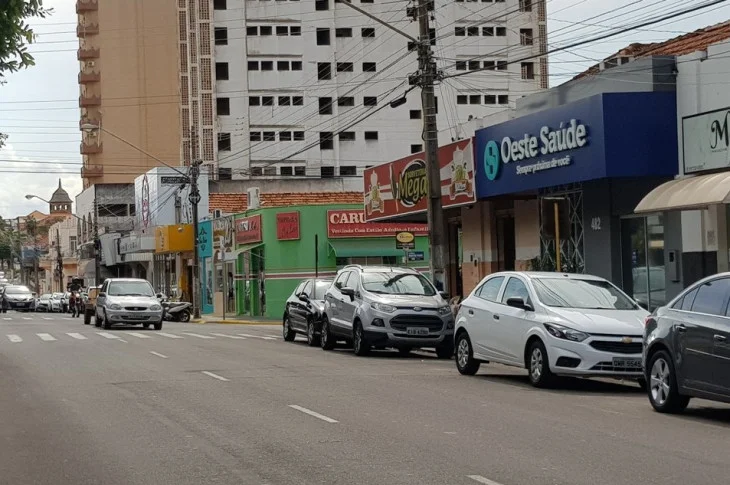 Procon de Presidente Venceslau tira dúvidas de consumidores sobre compras na Black Friday