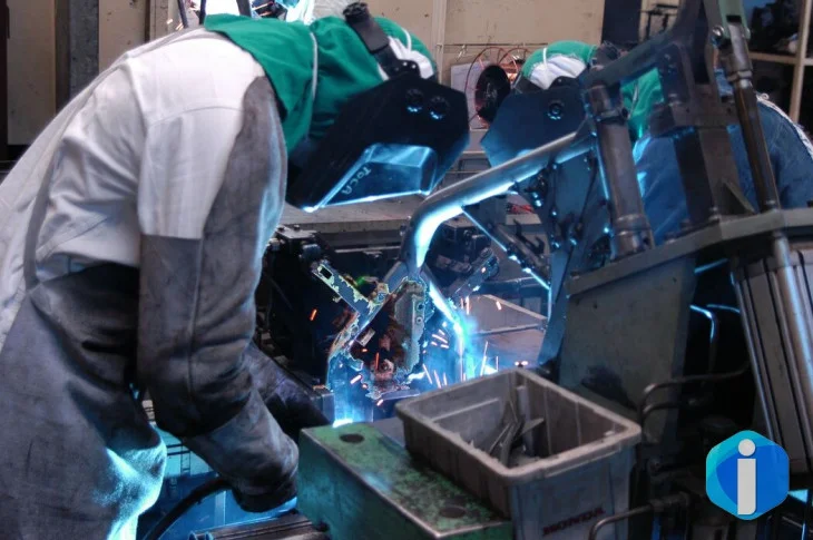Produção industrial interrompe 2 meses de queda e sobe 0,2% em julho