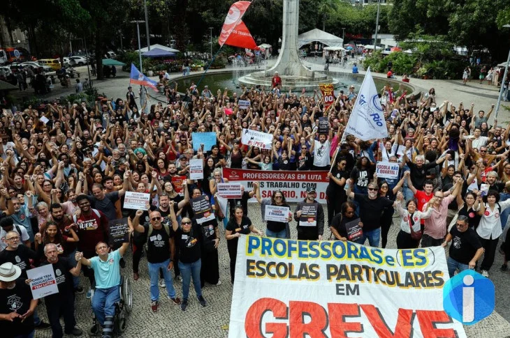 Professores de escolas particulares do Rio fazem greve de 24 horas