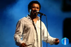 Programa Música do Mundo celebra carreira artística do argelino Khaled