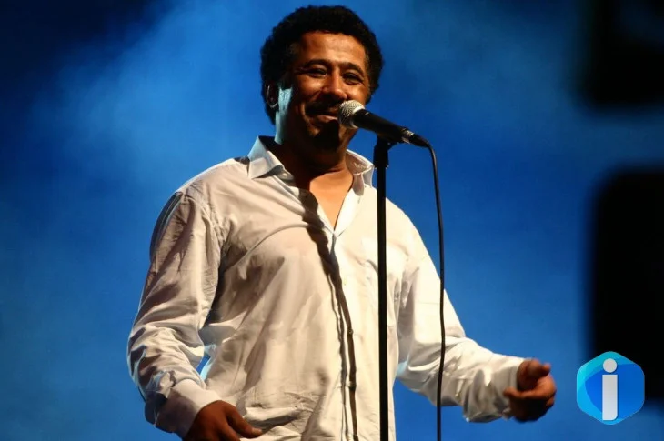 Programa Música do Mundo celebra carreira artística do argelino Khaled
