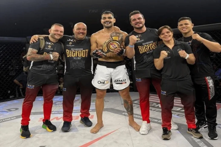 Prudentino Caio Bigfoot volta ao MMA com vitória sobre compatriota no 1ª round!