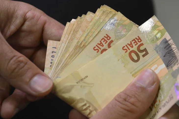 Receita libera consulta ao 3º lote de restituição do Imposto de Renda