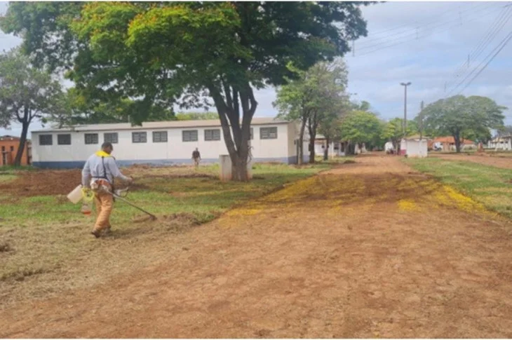 Recinto de Exposições no Residencial da Faive recebe trabalhos de limpeza e zeladoria