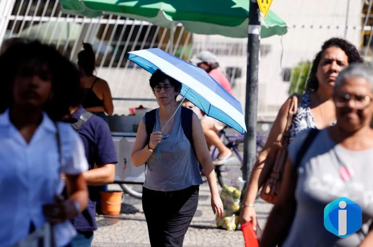 Salário mínimo deverá subir para R$ 1.741 em 2027