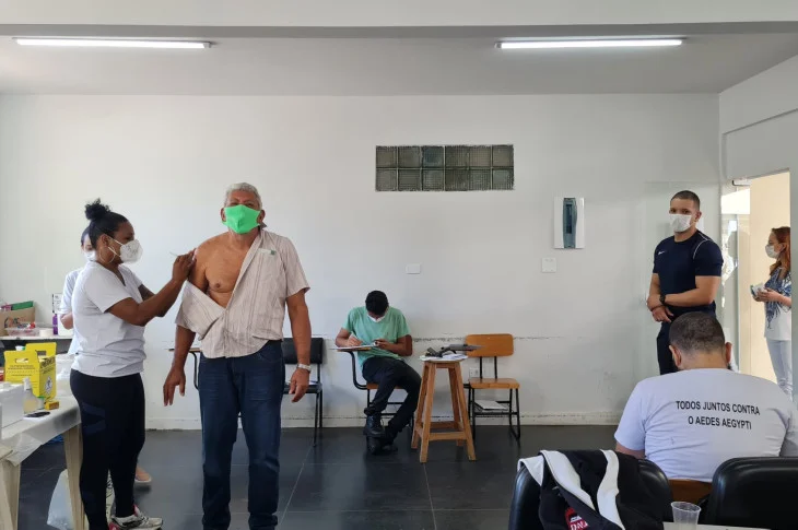 Saúde de Presidente Venceslau realiza campanha de vacinação contra covid-19, gripe e outras doenças neste sábado