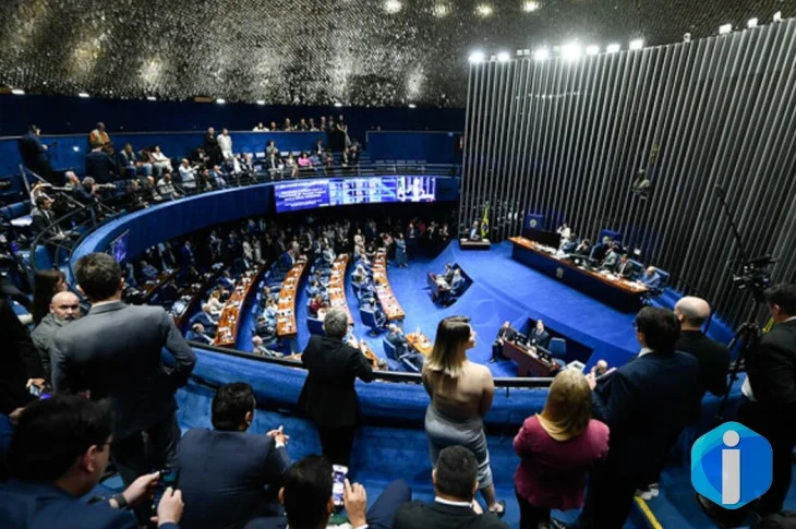 Senado vota PEC pelo fim da escala 6x1