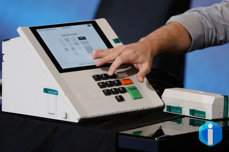 Totalização dos votos é aberta, auditável e segura, diz TSE