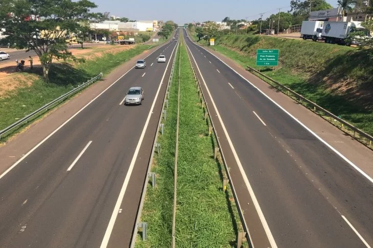 Trânsito de veículos na SP-270 em Prudente sofrerá alterações neste domingo devido a vestibular
