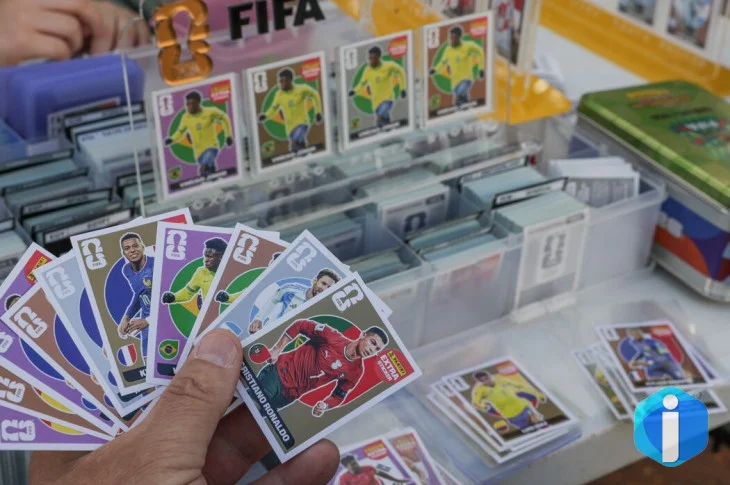 Troca de figurinhas pode atenuar alto custo do álbum da Copa do Mundo