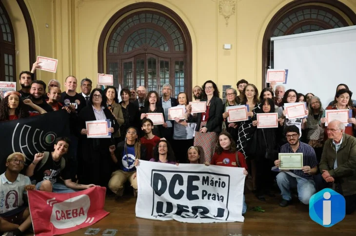 UFRJ homenageia vítimas da ditadura com diplomas póstumos