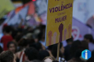 Violência contra a mulher: 7,5 mil agentes serão capacitados