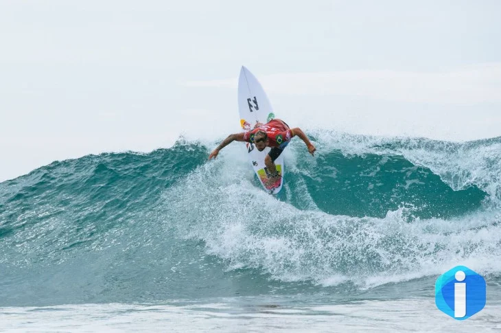 WSL exclui etapa de Abu Dhabi do circuito mundial de surfe deste ano